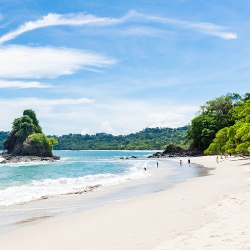 manuel-antonio-main-beach